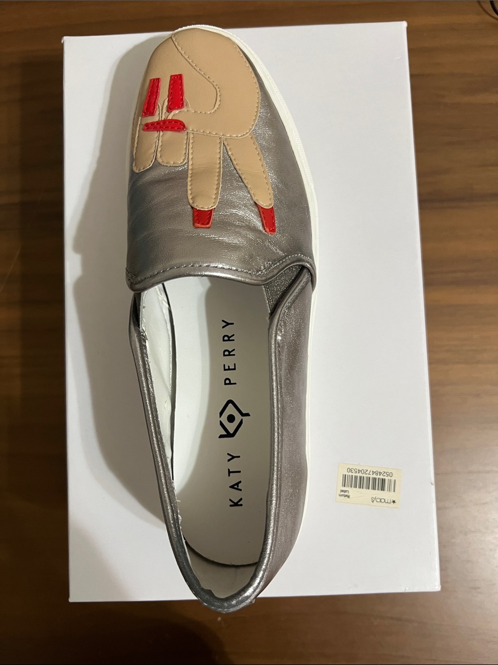Katy Perry Collections Metallic Silver Slip-On Sneakers with Beige & Red Details - Picture 3 of 11